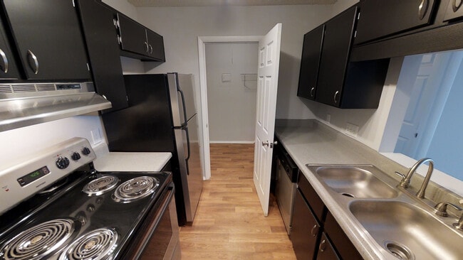 Kitchen - GreenRock Estates