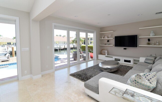 Building Photo - 511 Golden Harbour Dr