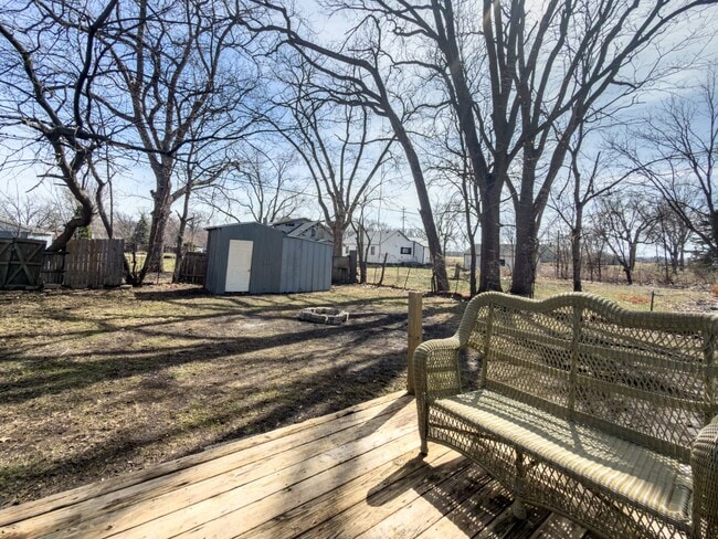 Building Photo - 612 Atwood Ave