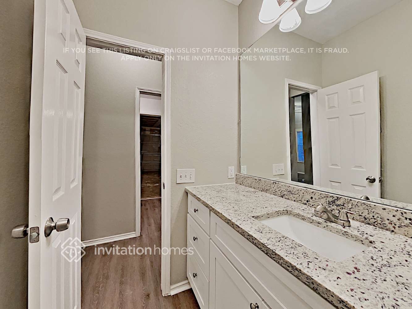 Building Photo - 119 Julian Dr