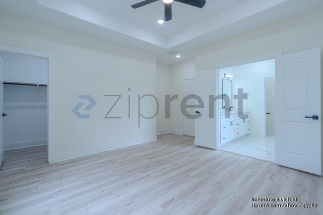 Building Photo - 7002 Sidney St