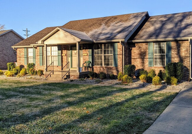 Building Photo - 5618 Bruns Dr