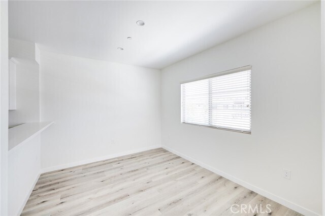 Building Photo - 14526 Hartland St