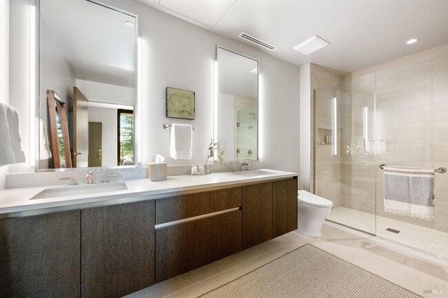 Building Photo - 171 Sawmill Cir