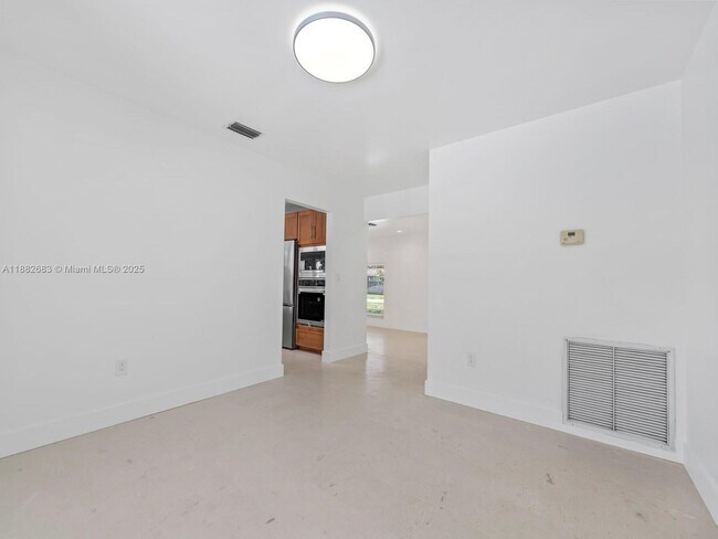 Building Photo - 17721 SW 84th Ct