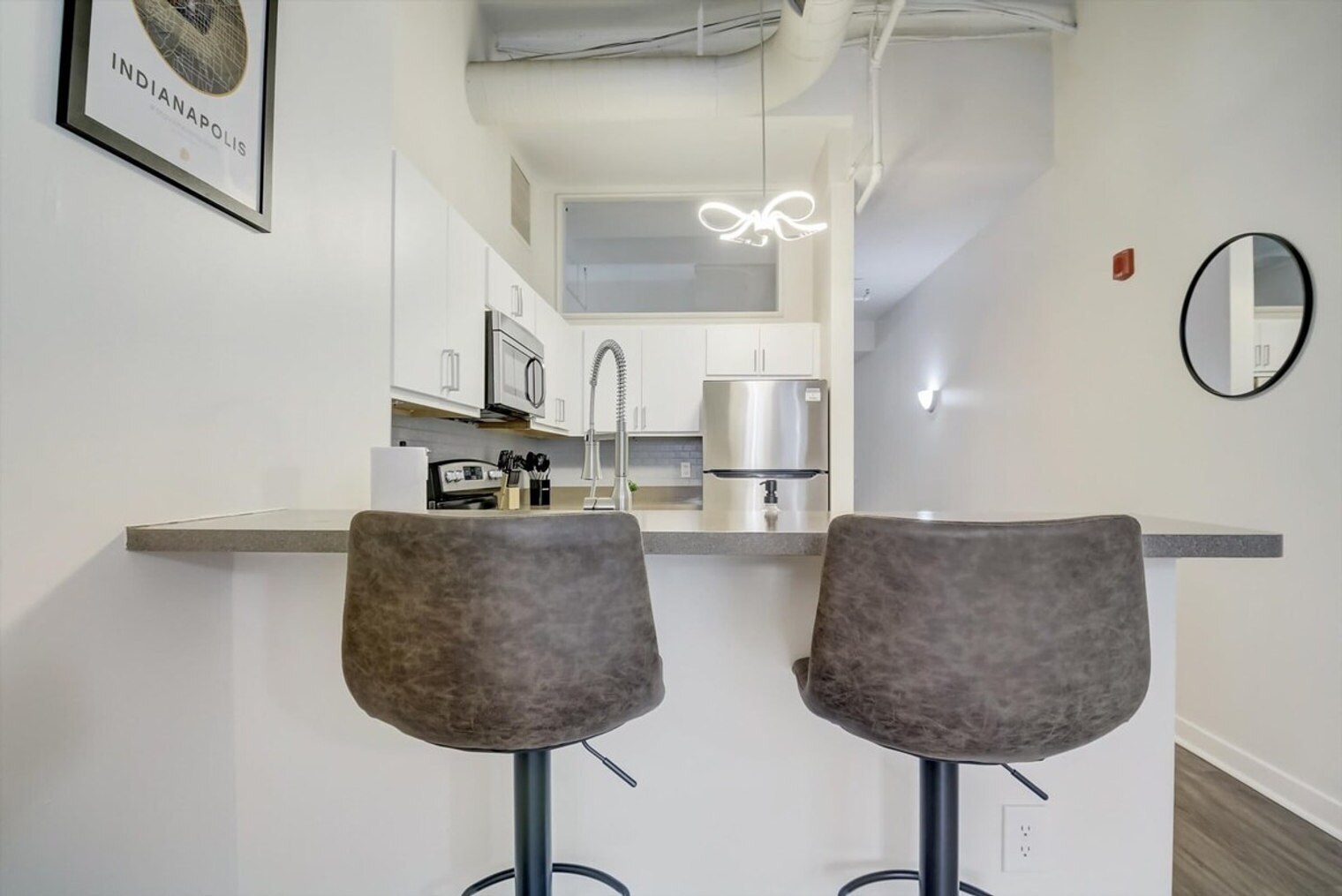 Building Photo - 50 N Illinois St