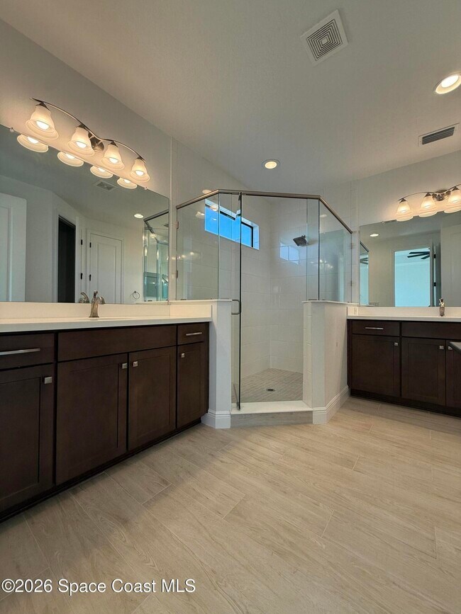 Building Photo - 2715 Blazing Star Dr