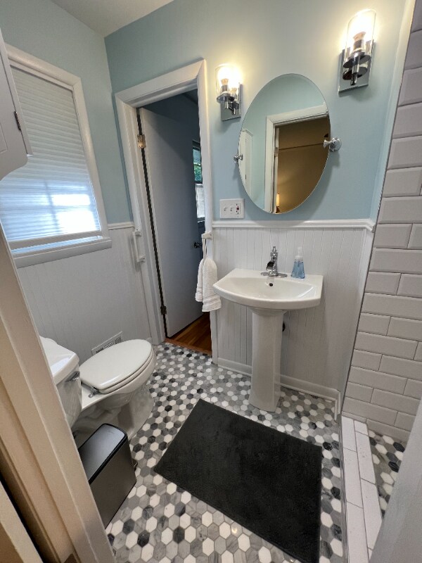 Building Photo - 3033 Stantondale Dr