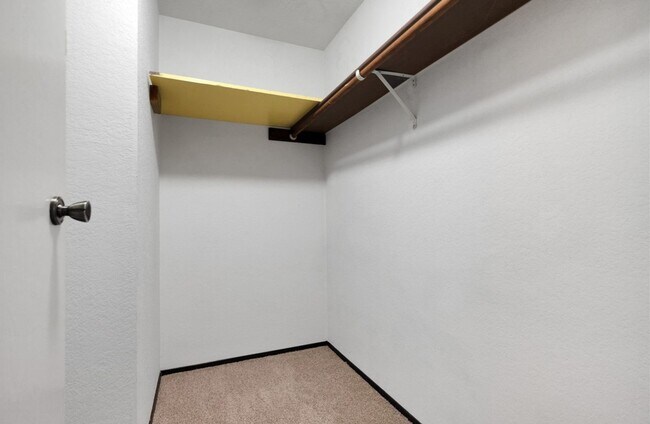 Building Photo - Spacious 2BD/1.5BTH Condo in Lynnwood - Mo...
