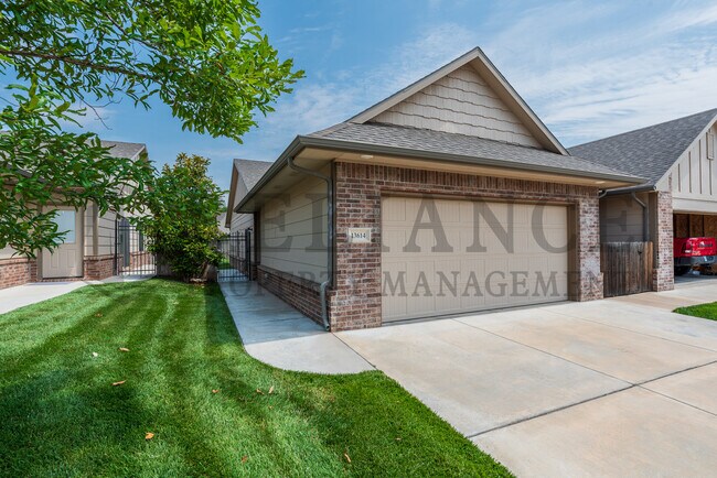 Building Photo - 13619 W Hunters View Ct