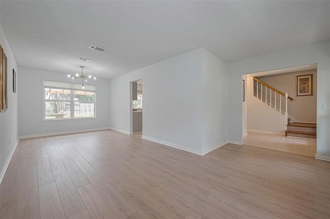 Building Photo - 3131 Double Lake Dr