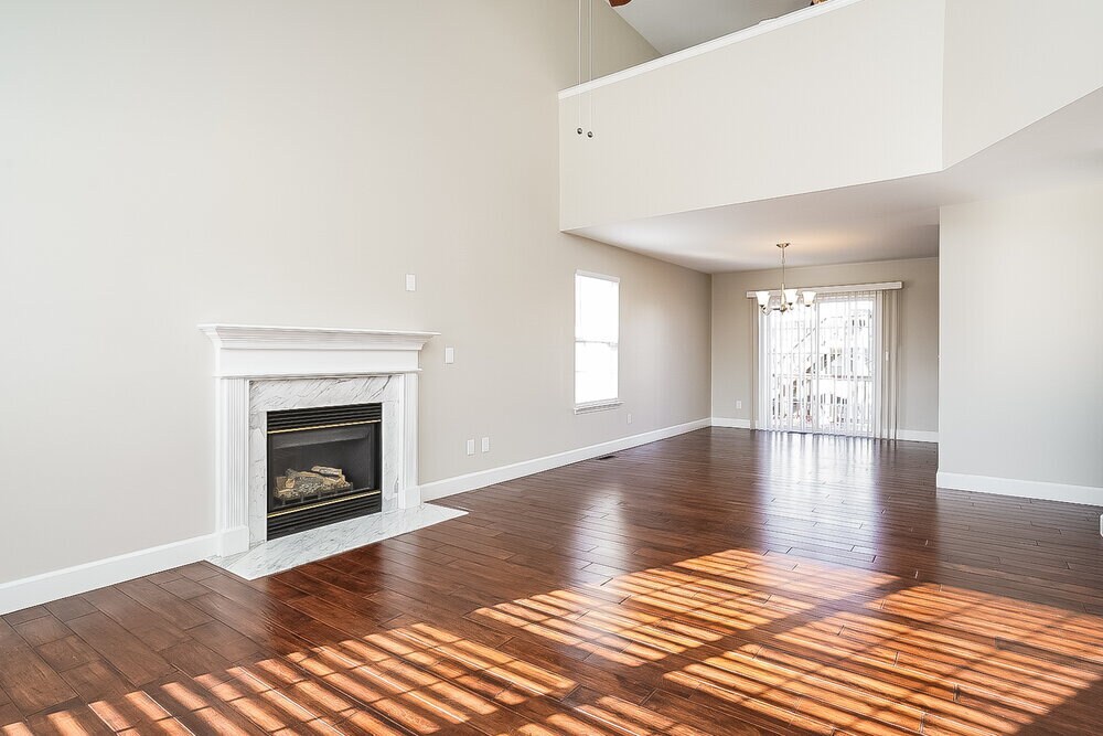 Building Photo - 102 Meadow Crest Ct