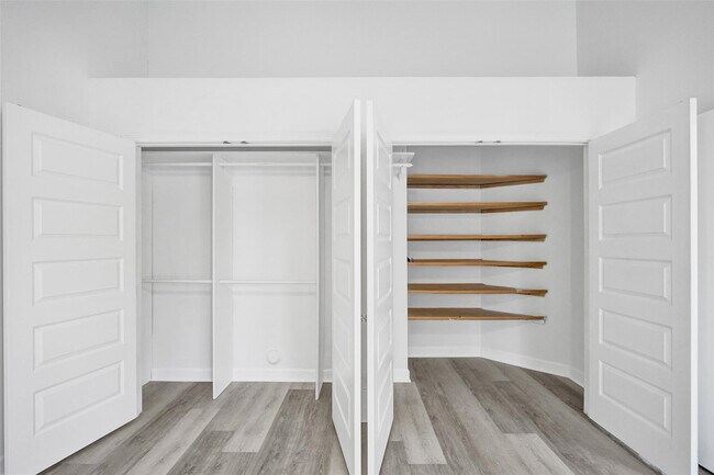 Building Photo - 11652 NW 19th Dr