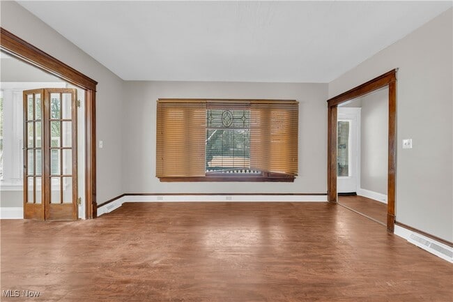 Building Photo - 3309 Desota Ave