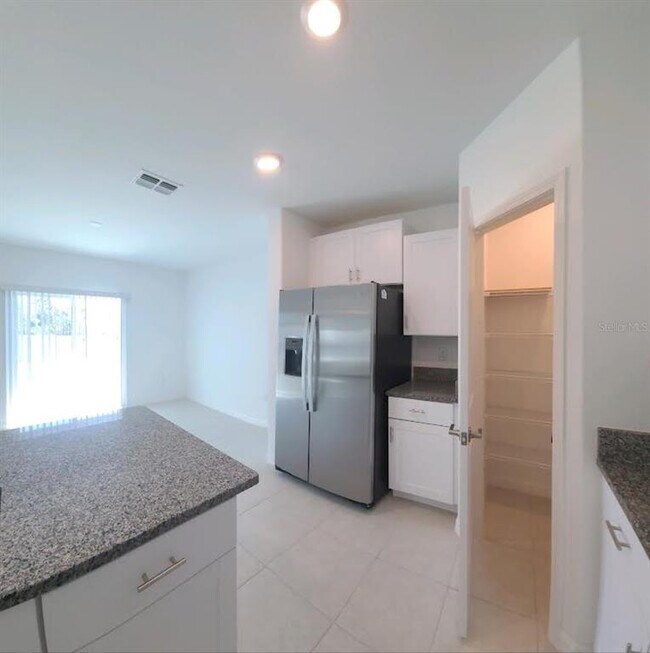 Building Photo - 10009 Calypso Orchid Ct