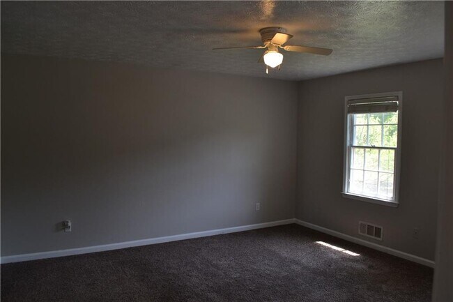 Building Photo - 1591 Willow Bend Way