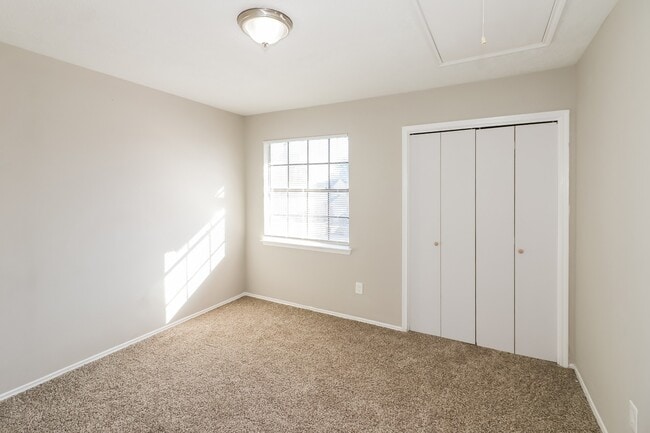 Building Photo - 9310 Westacre Pl