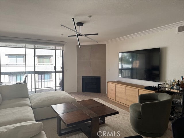 Building Photo - 7320 Hawthorn Ave