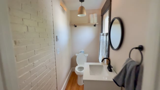Building Photo - Quaint & Cozy Single Family Home for Rent ...