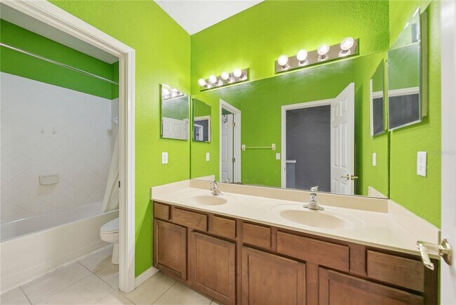 Building Photo - 27036 Cool Stream Ln