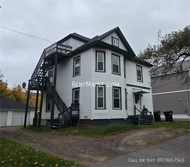 Building Photo - 204 Maple St