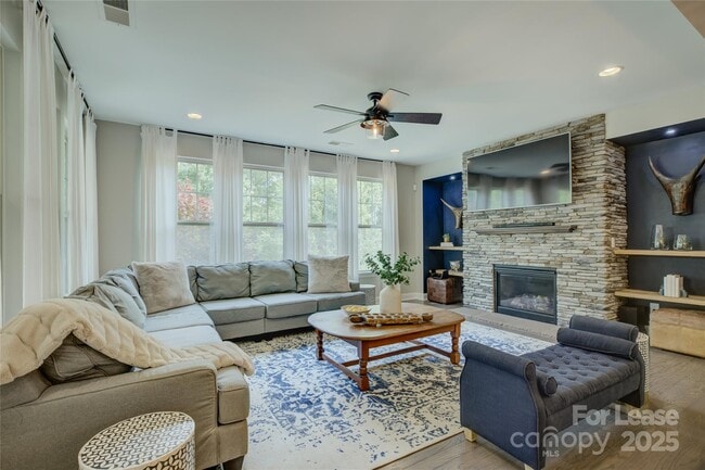 Building Photo - 15344 Cimarron Hills Ln