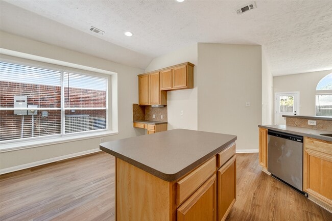 Building Photo - 16719 Bishop Knoll Ln