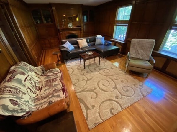 Building Photo - 30 Waldron St