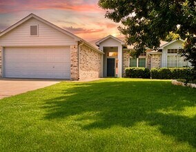 Building Photo - AVAILABLE SOON !