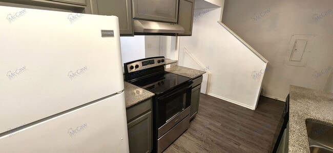 Building Photo - 3820 Coates Cir