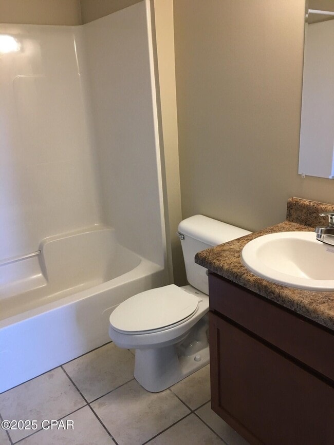 Building Photo - 407 Judy Pl