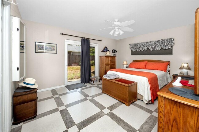 Building Photo - 10504 Lacera Dr
