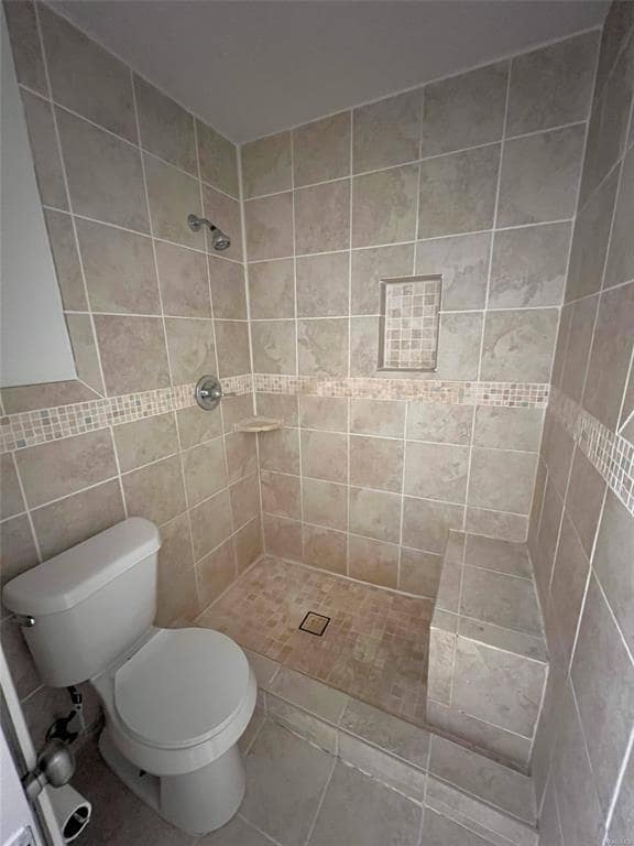 Building Photo - 5725 Bangor Ct
