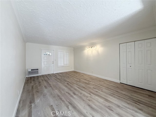 Building Photo - 231 Springview