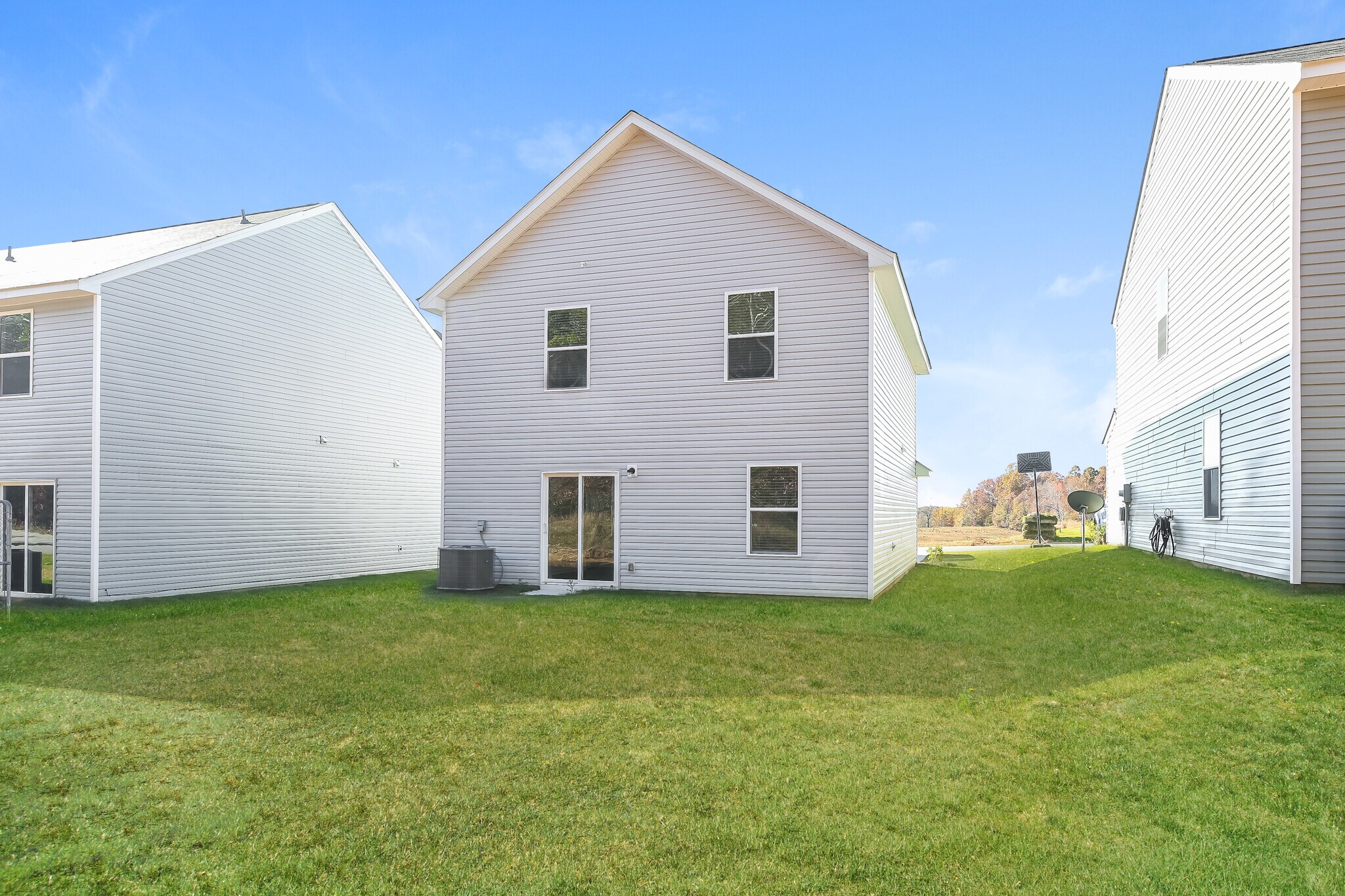 Building Photo - 4069 Reinfield Dr