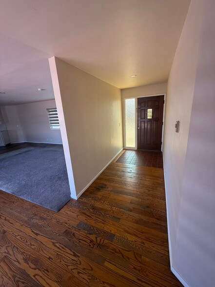 Building Photo - 2915 Sylvia St