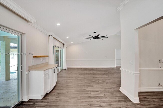 Building Photo - 3801 NW 27th Ave