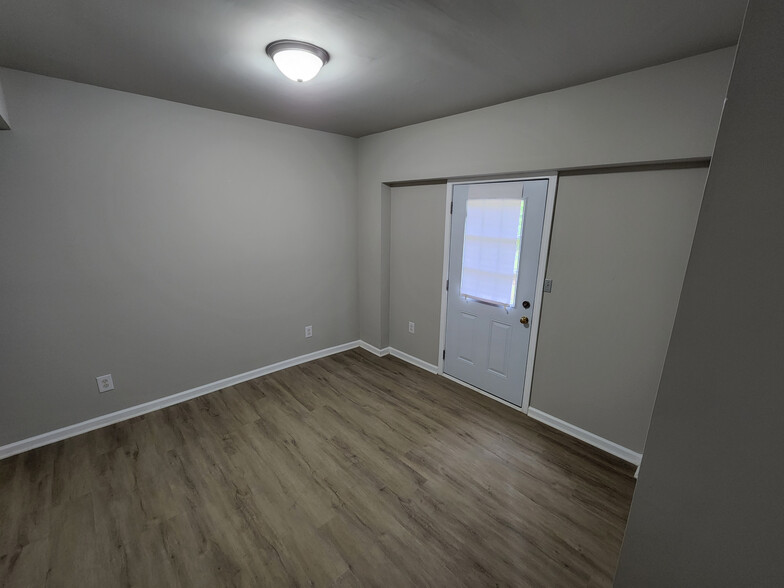 Building Photo - Room in House on Butner Rd