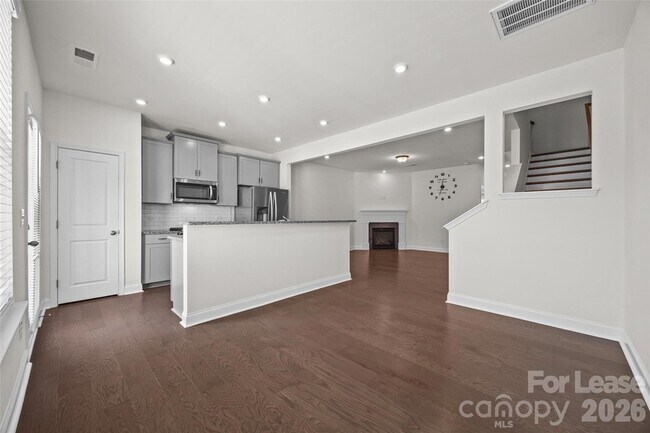 Building Photo - 1245 Pebble Grove Dr