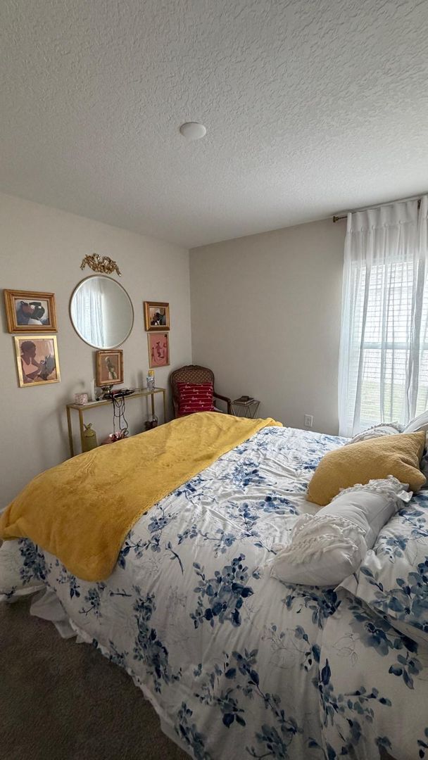 Building Photo - Beautiful 3 bed 2 bath Home