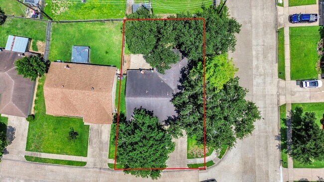 Building Photo - 13002 Kingsmill Dr