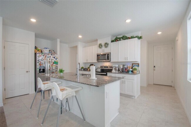 Building Photo - 3181 Viceroy Ct