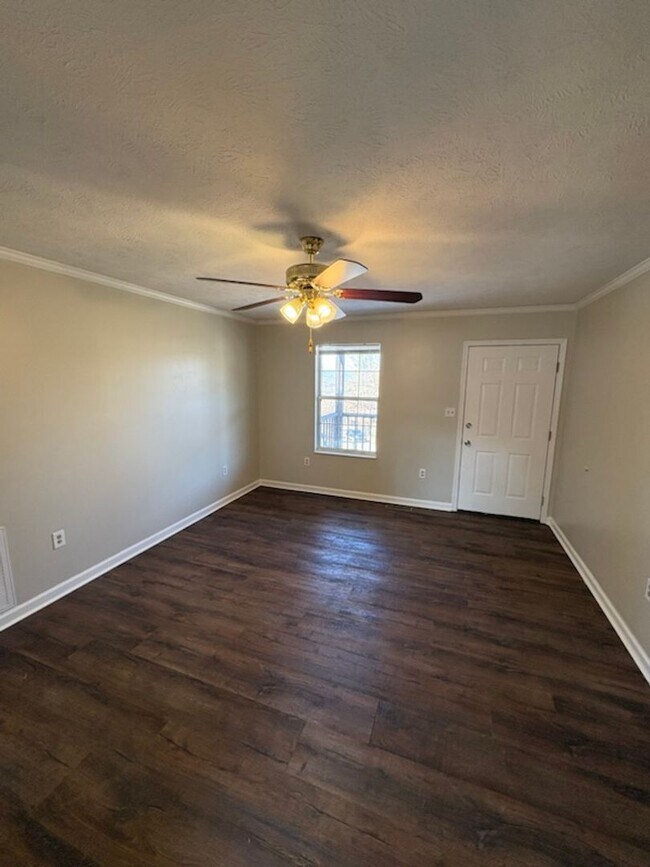 Building Photo - 4051 Wynn St