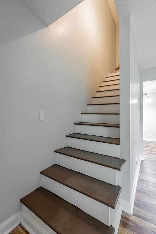 Building Photo - 6876 Beulah Dr