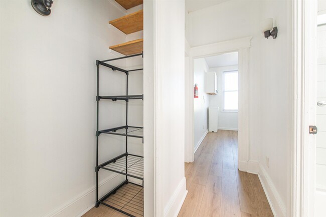 Building Photo - 1308 27th St