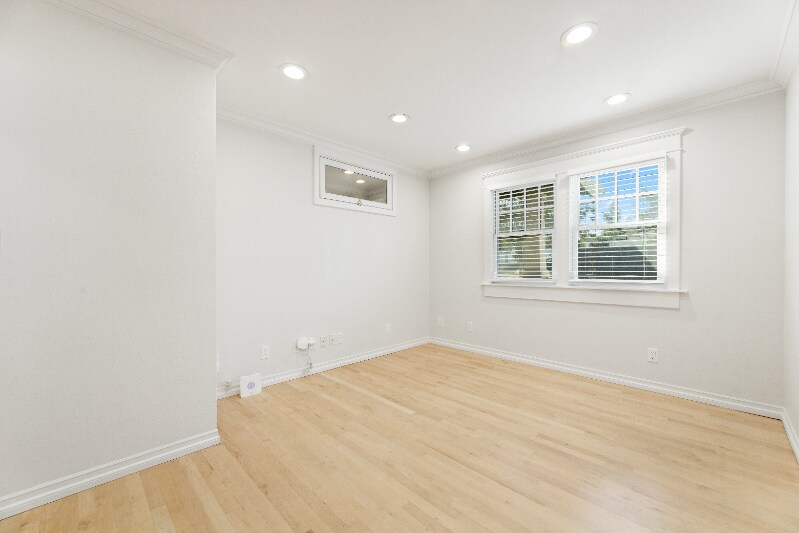 Building Photo - 5713 W 79th St