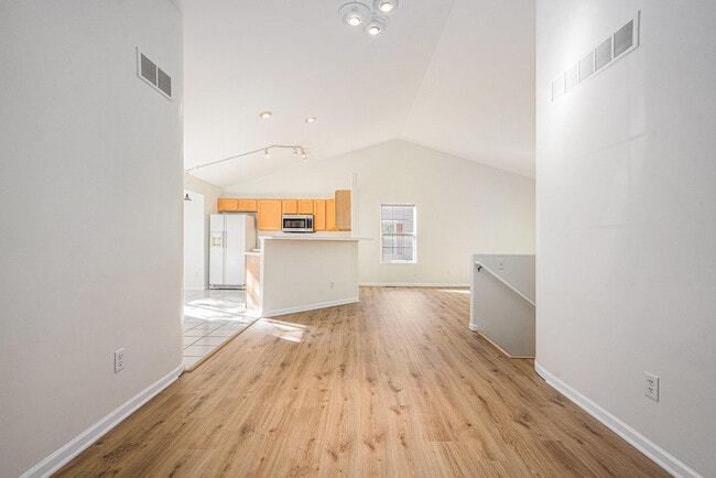 Building Photo - 4058 Boulder Pond Dr