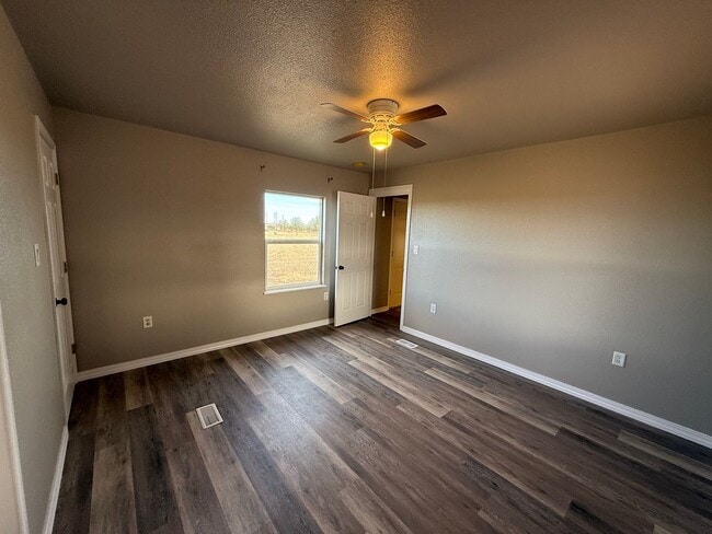 Building Photo - 700 Gunstock Rd