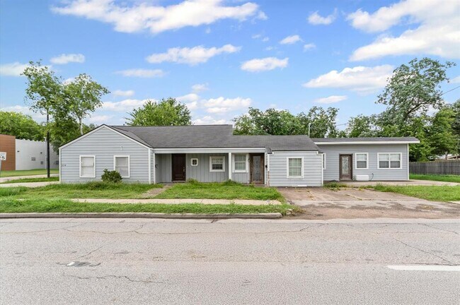 Primary Photo - 3216 Avenue I