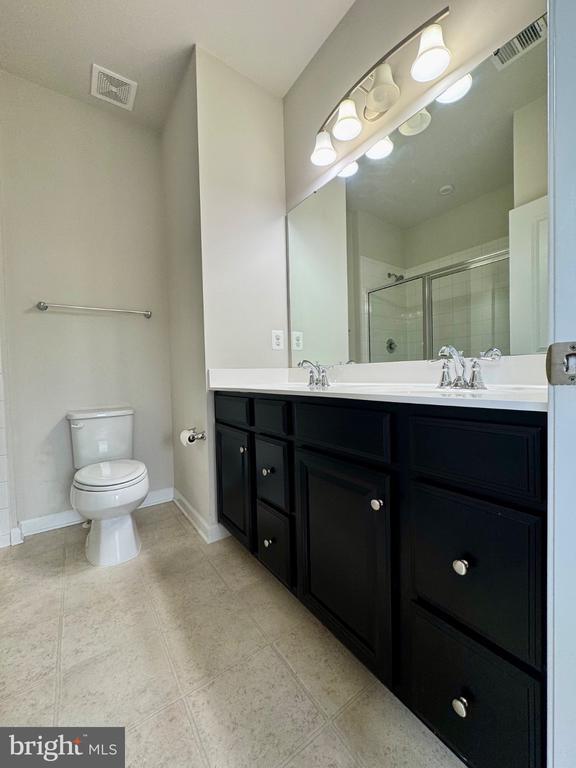 Building Photo - 509 Rolling Valley Dr
